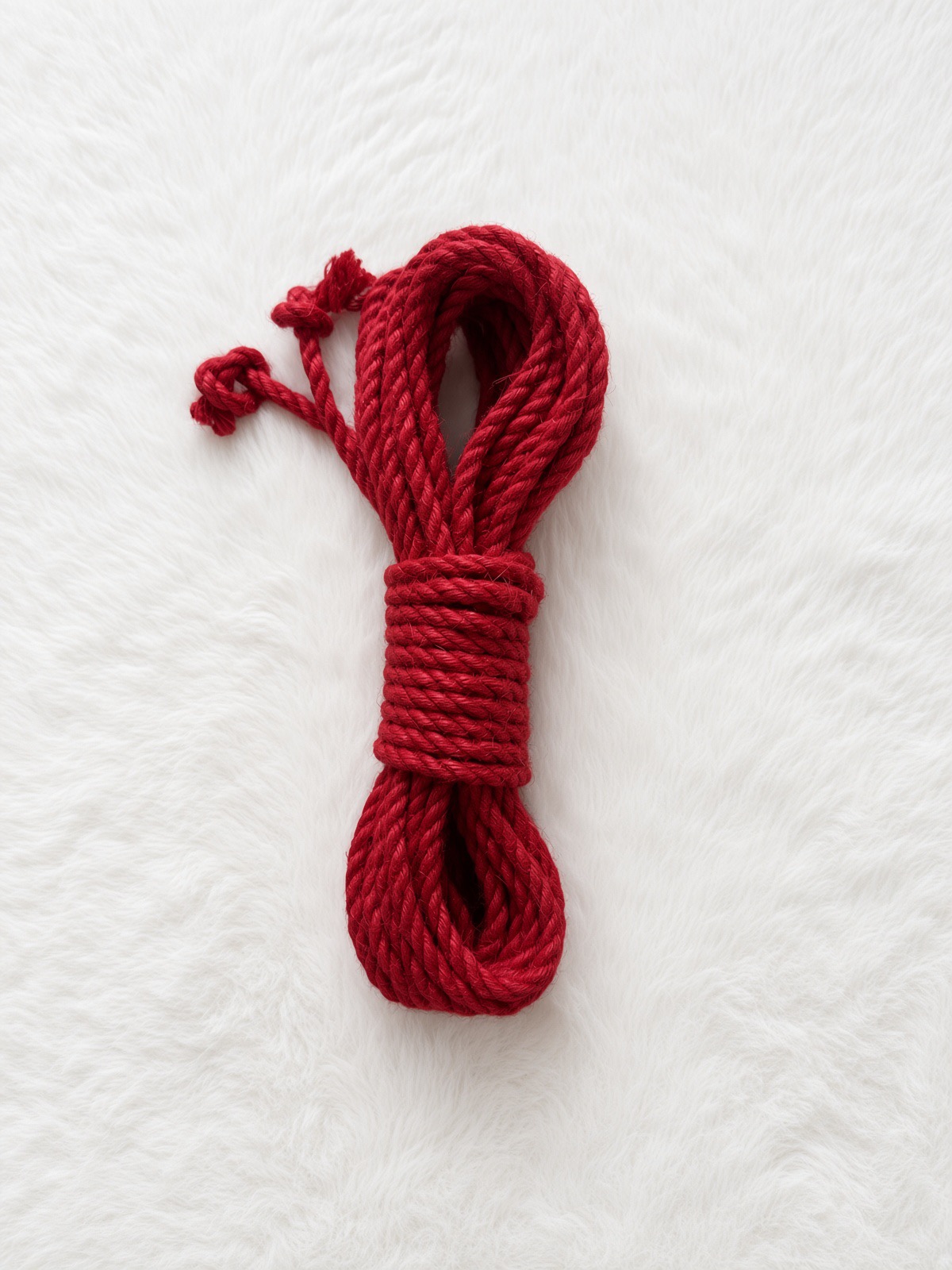 Handveredeltes Jute-Shibari-Seil in Rot